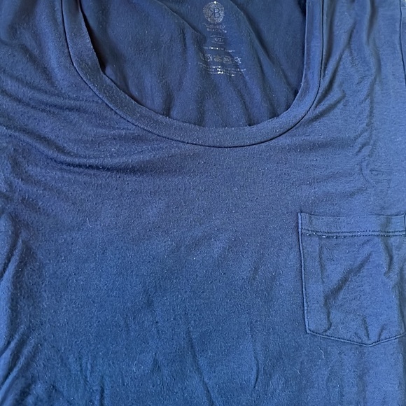 Kindred Bravely maternity nursing tshirt - Picture 2 of 3